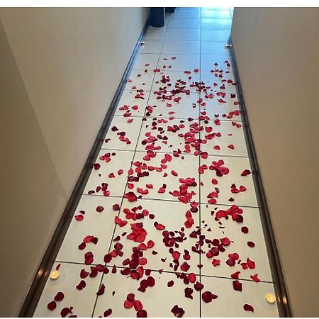 Cocoon Apartment Victoria Dış mekan fotoğraf