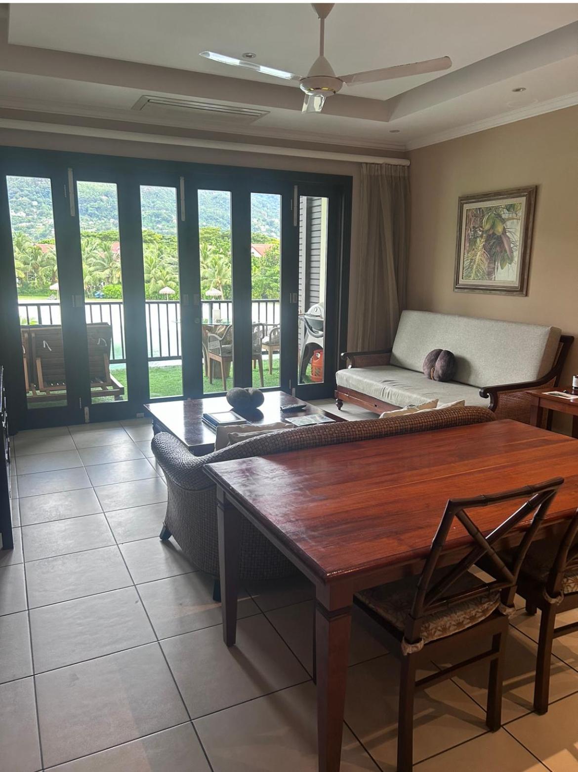 Cocoon Apartment Victoria Dış mekan fotoğraf